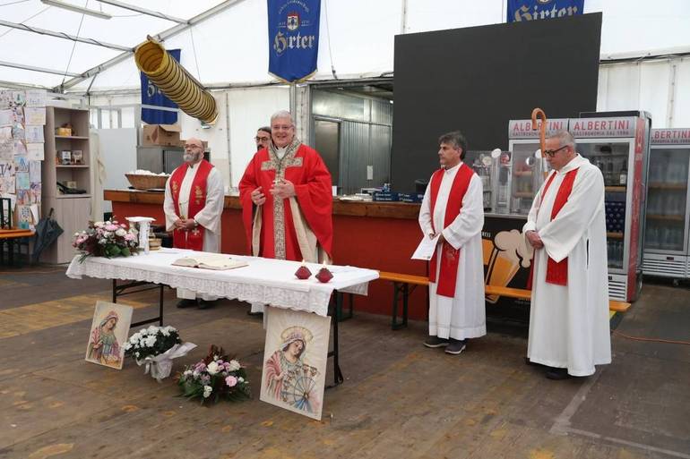 FESTA DI SAN LUCA: messa a Treviso con i lavoratori delle giostre 