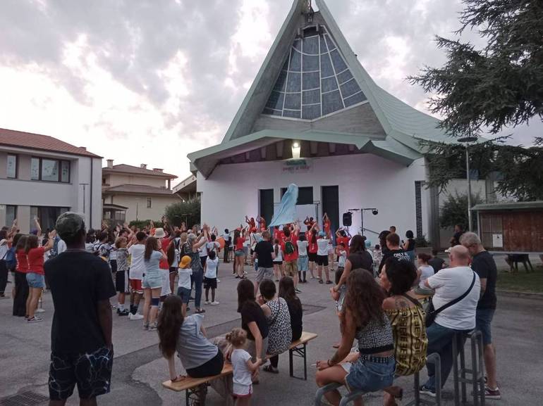 PARÈ: nel fine settimana il "Family Fest"