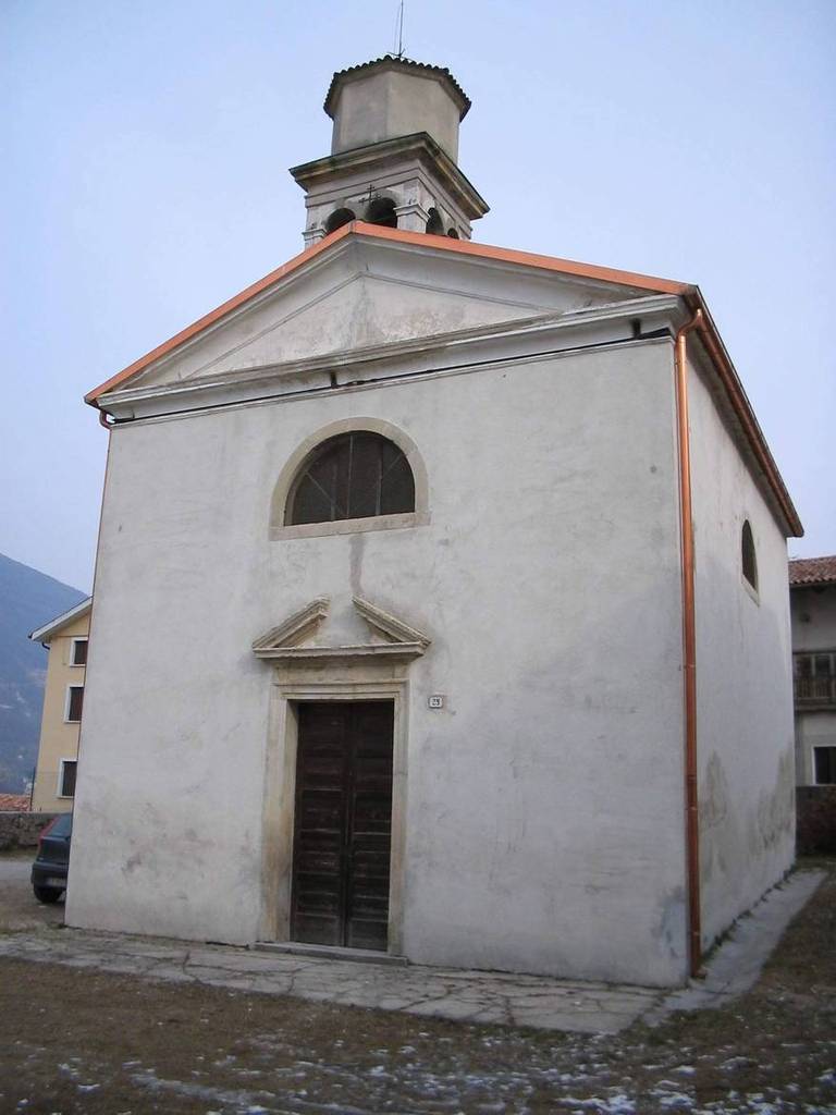 VALLATA: visite guidate a due chiese